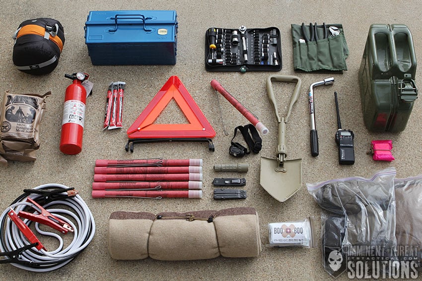 13 Items You Need in a Winter Emergency Vehicle Kit